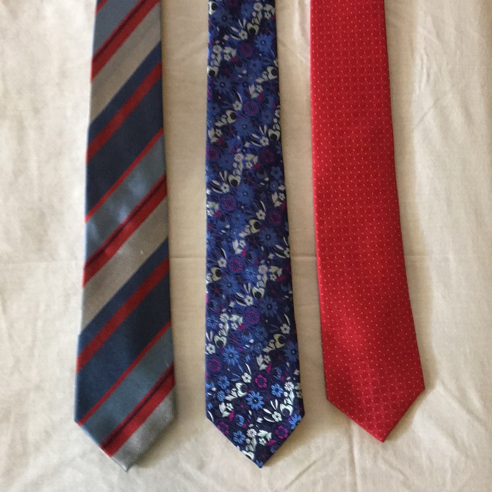Bundle of three Charles Tyrwhitt silk ties